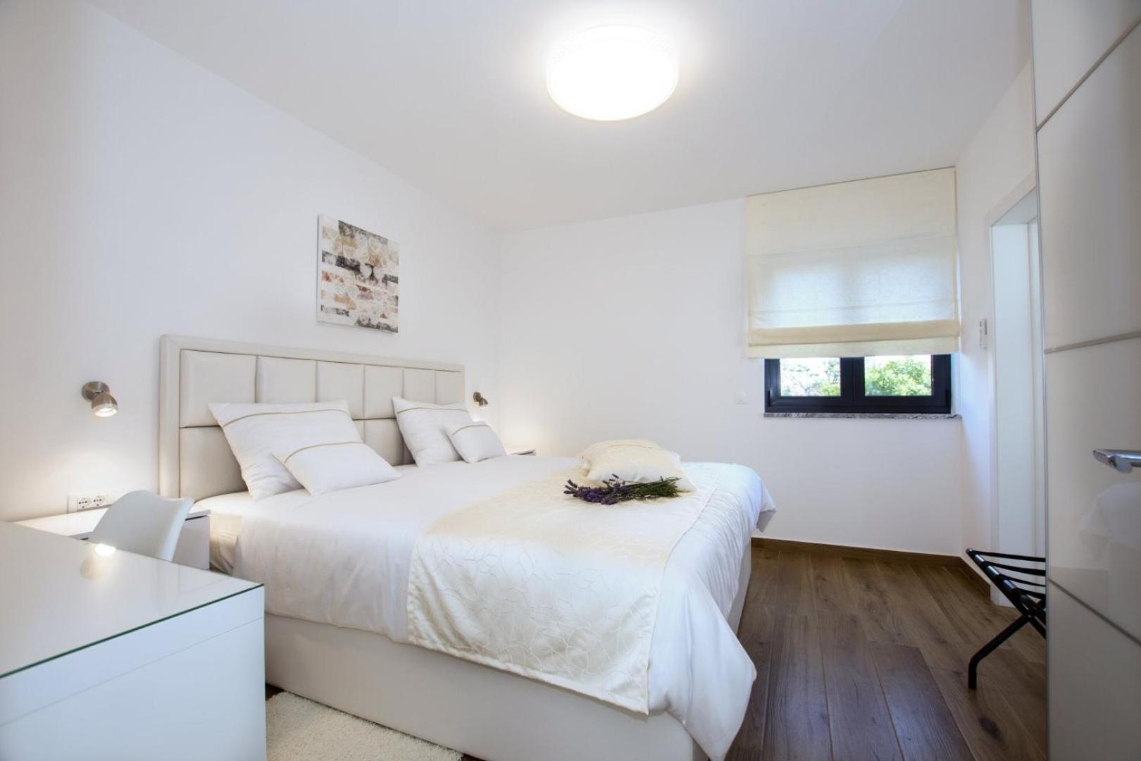 Villa Stella - Crowonder Luxury Rent Турань Экстерьер фото