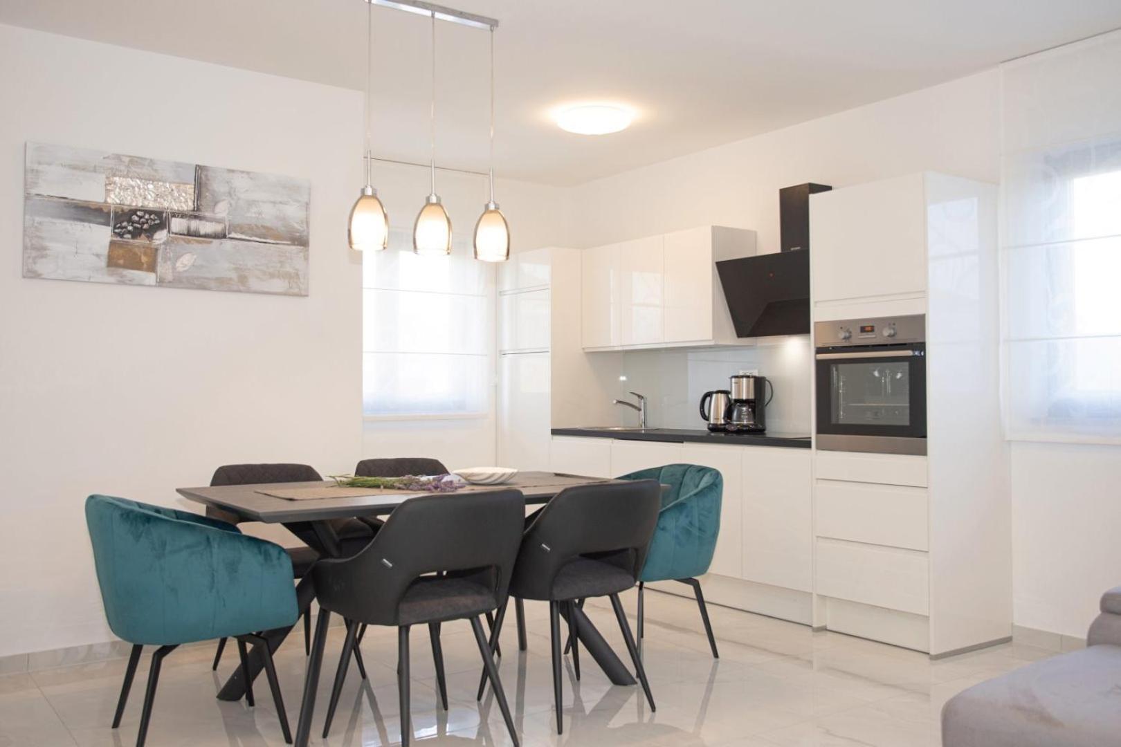 Villa Stella - Crowonder Luxury Rent Турань Экстерьер фото