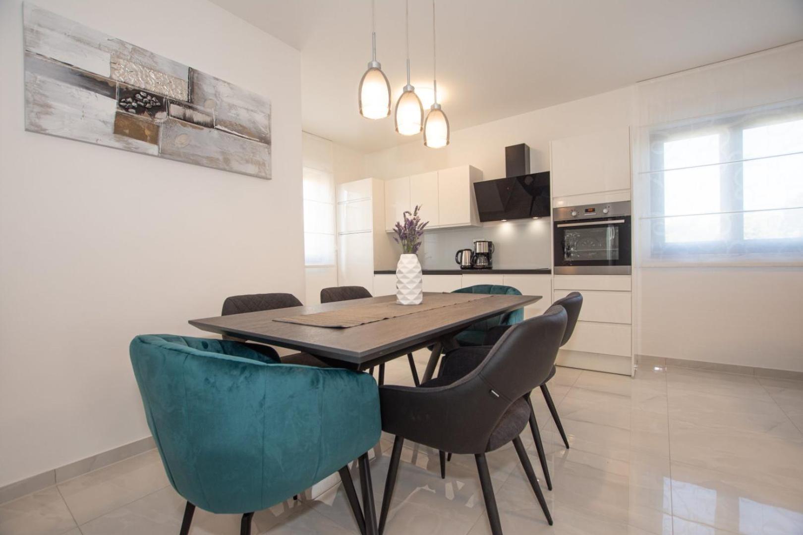 Villa Stella - Crowonder Luxury Rent Турань Экстерьер фото